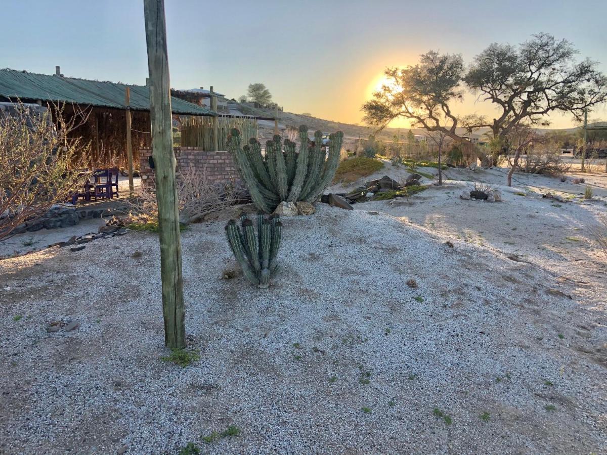 Daureb Isib Campsite And B&B Uis エクステリア 写真