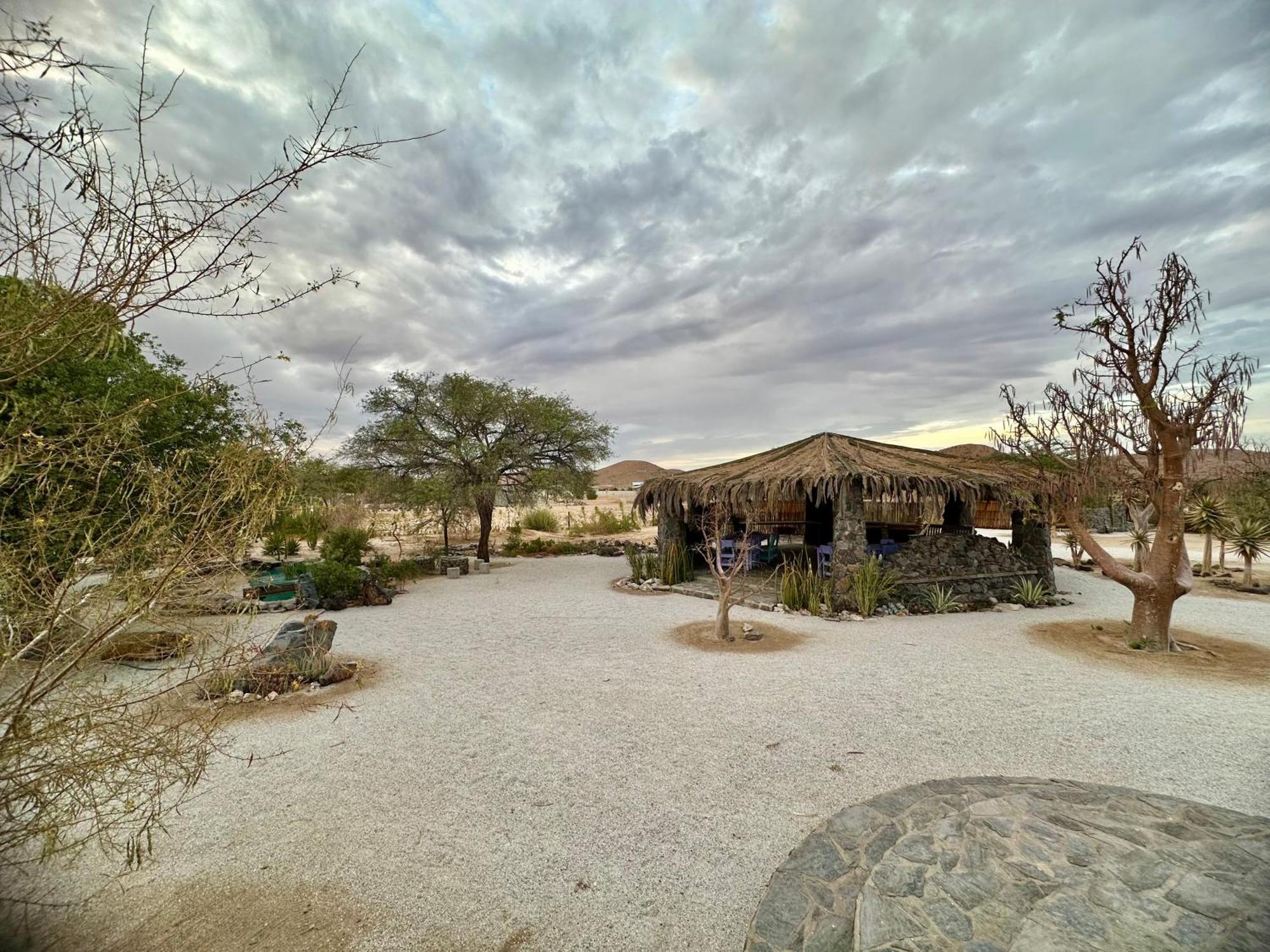 Daureb Isib Campsite And B&B Uis エクステリア 写真