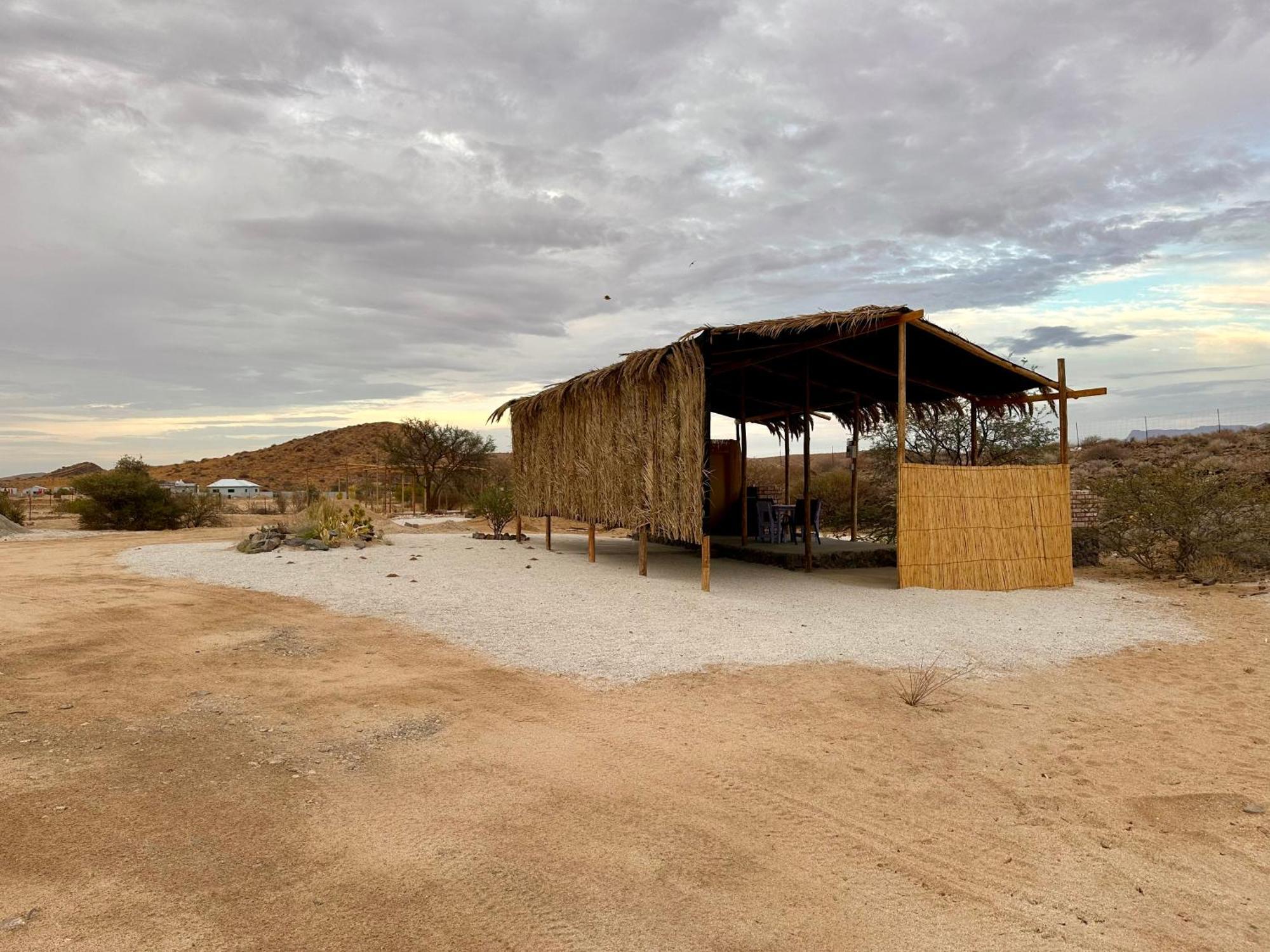 Daureb Isib Campsite And B&B Uis エクステリア 写真